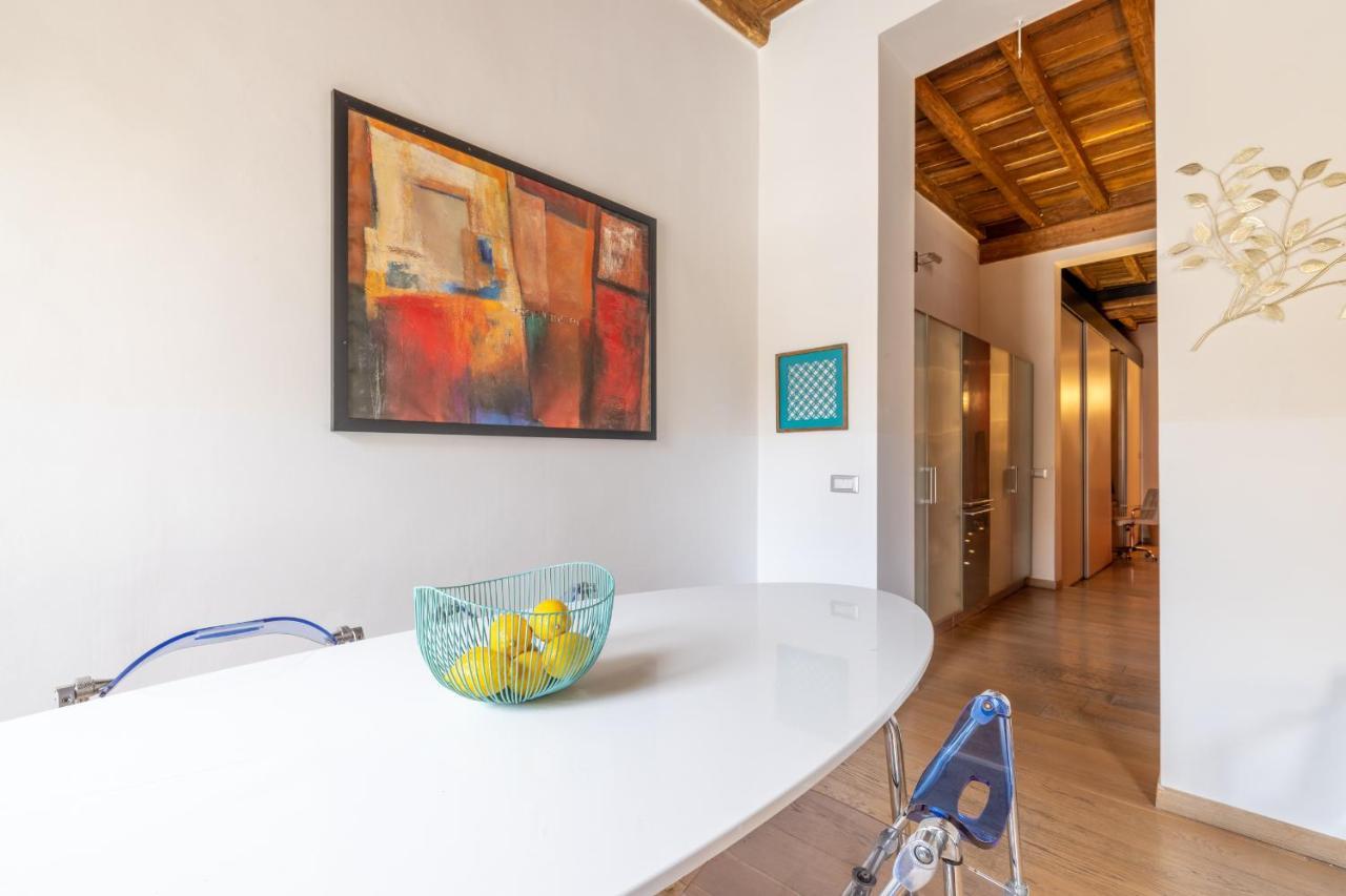Modern Apartment In Campo De Fiori Rome Exterior photo