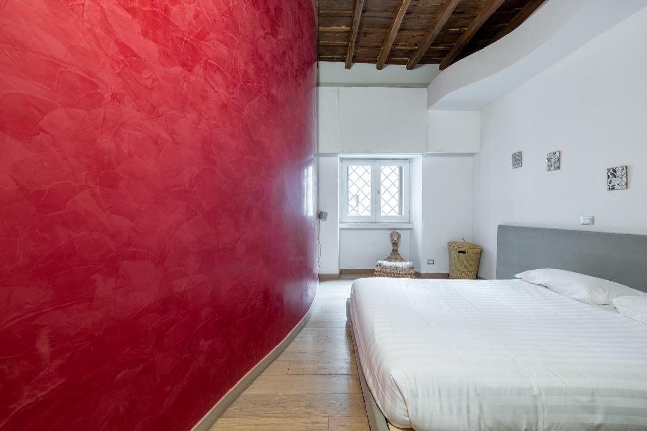 Modern Apartment In Campo De Fiori Rome Exterior photo