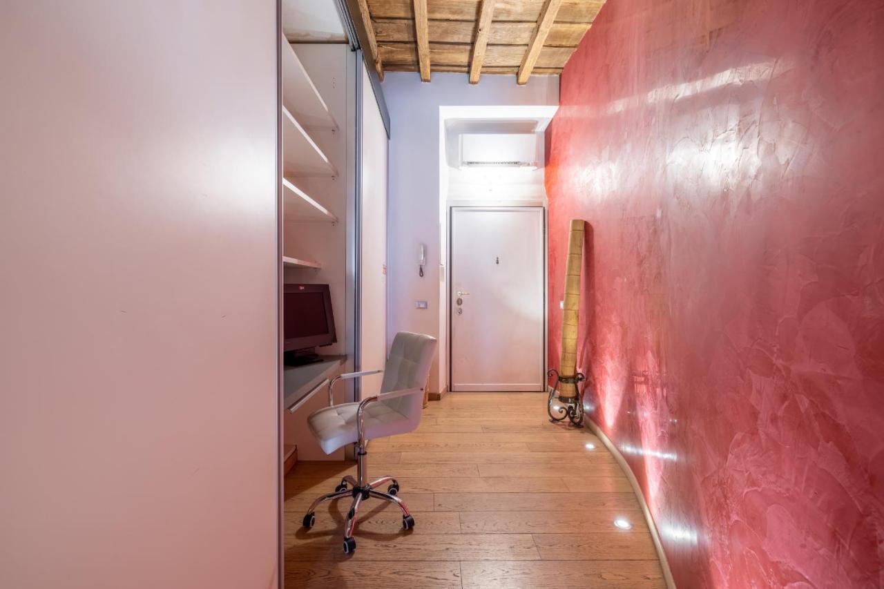 Modern Apartment In Campo De Fiori Rome Exterior photo